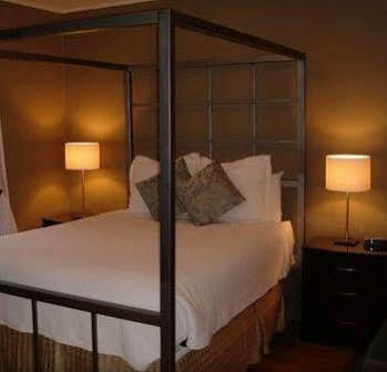 Avalon Bed And Breakfast Ottawa Exterior photo